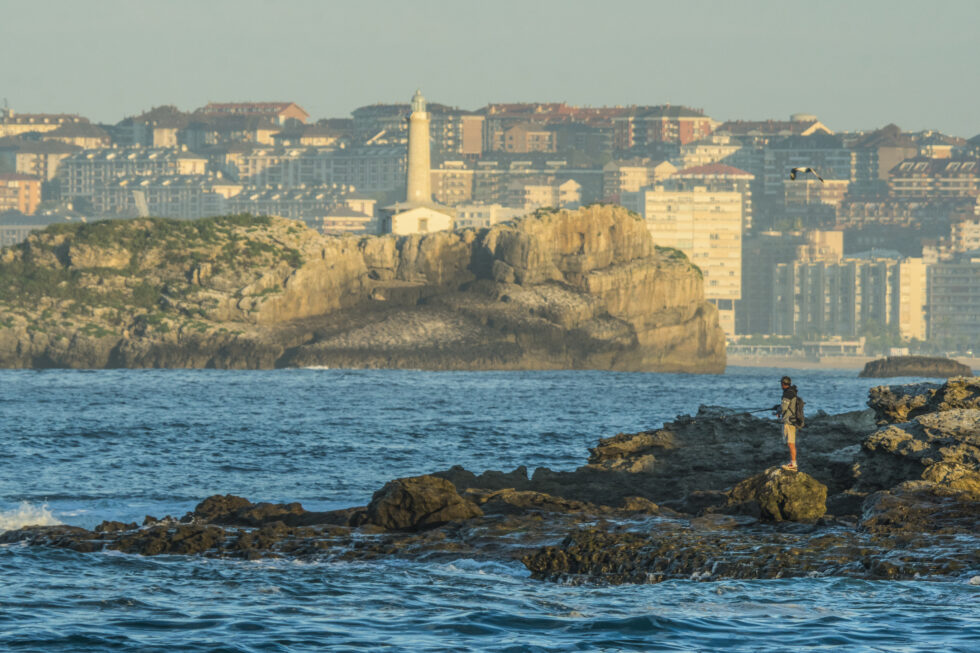 Viajes de surf en grupo en Cantabria