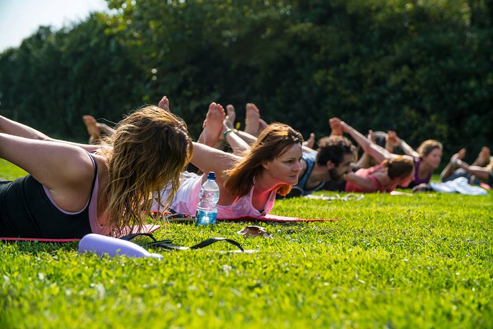 surf-y-yoga-en-marruecos-con-latas-surf