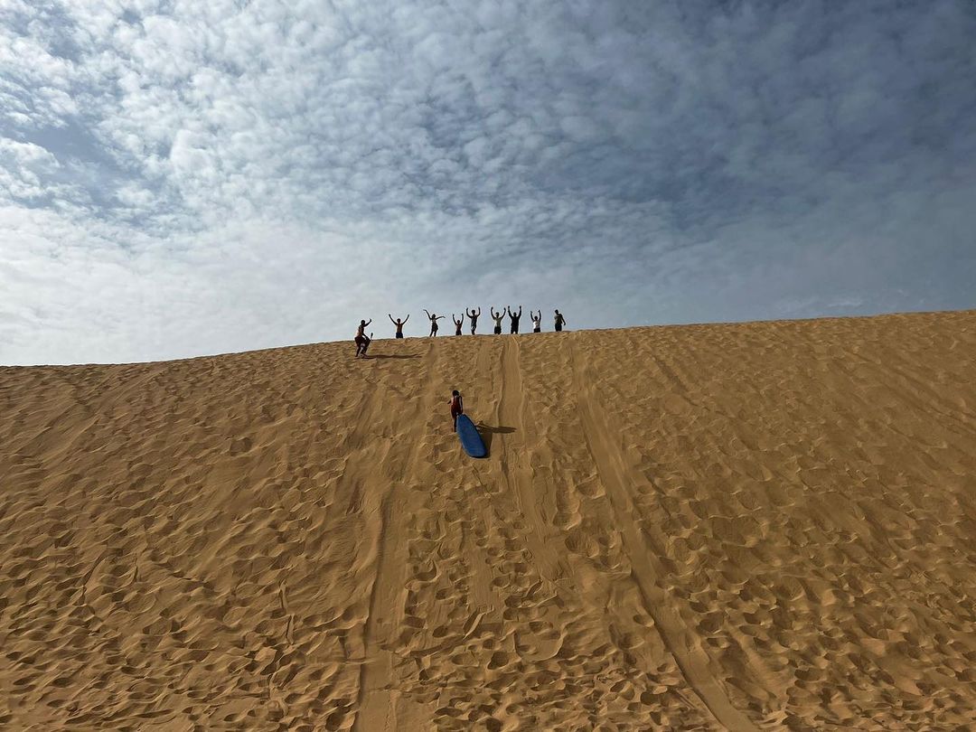 Environmental impact and sustainability in surfing: marine environment and beach conservation